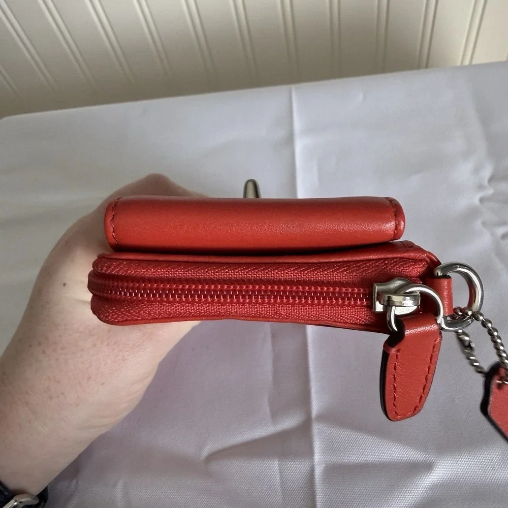 Coach Vintage Red Leather Silver Turnlock Wallet ID Card Holder Phone Case New